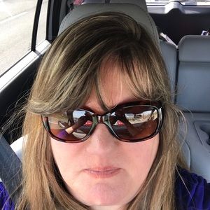 Meet your Posher, Nancy